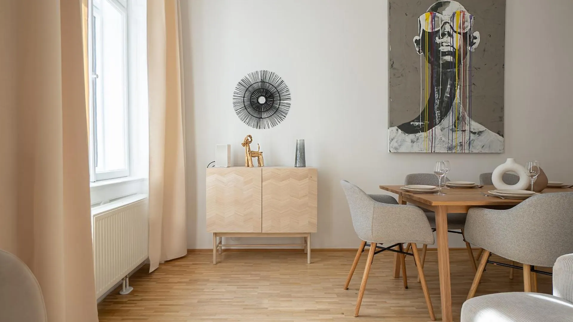 Posh 107 M2 3Br Flat In The City Center Of Вена 0*,