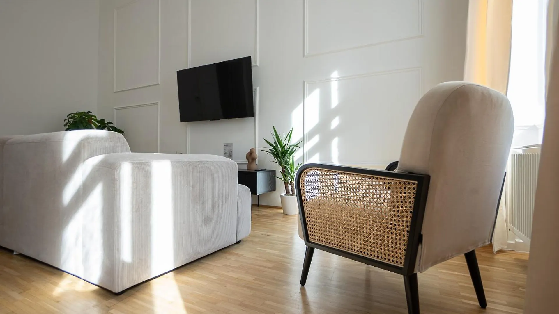 Posh 107 M2 3Br Flat In The City Center Of Vídeň