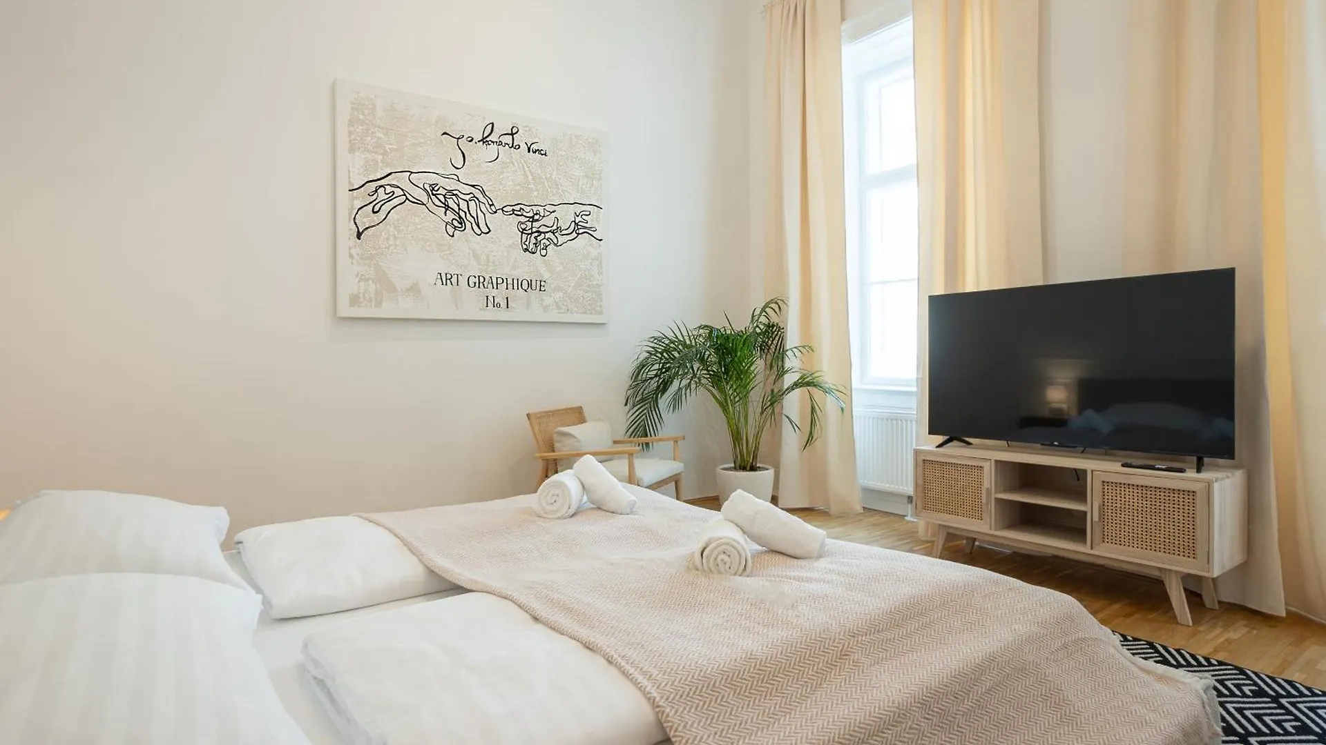 Posh 107 M2 3Br Flat In The City Center Of Vídeň 0*,