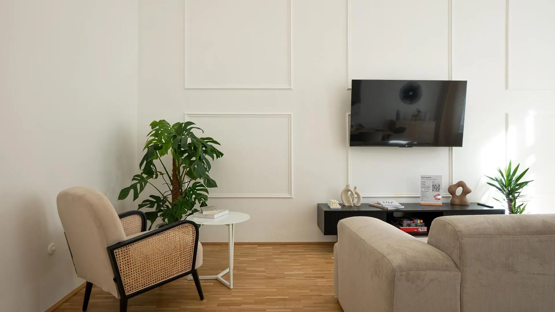 Posh 107 M2 3Br Flat In The City Center Of Vídeň 0*,  Rakousko